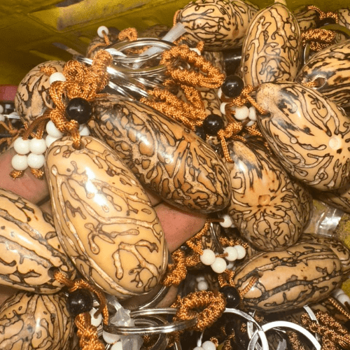 Aud Salib Chance – Porte-clés Porte-Bonheur | عود صليب بورتكلي - nilabeautys.com