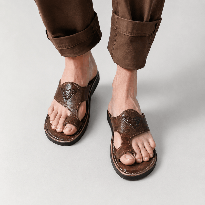 Sandals Homme en Cuir Véritable – Fabriquées à la Main à Fès, Maroc | Sandales Artisanales Confortables en Cuir Pleine Fleur | Cadeau Homme - YaMiriam